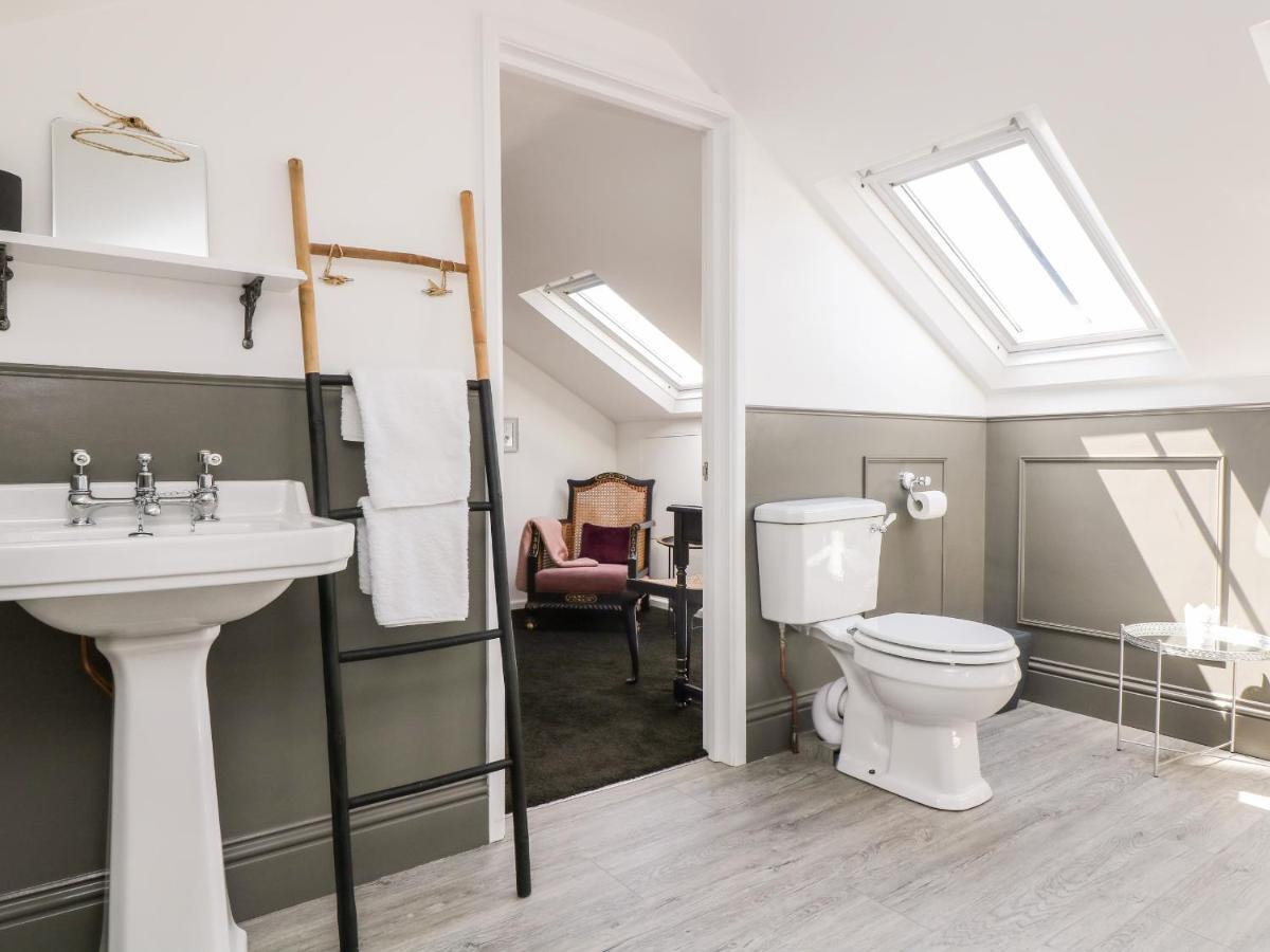 Rock Pool House Apartment Helston